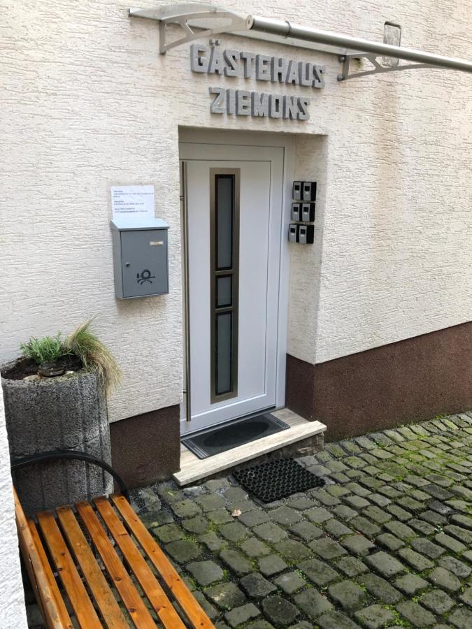 Gaestehaus Ziemons Cochem Exterior foto